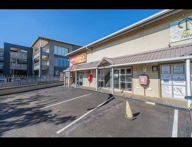 105M² OFFICE TO LET IN BALLITO DISTRICT